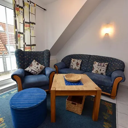 Neptun Nep05 Apartment